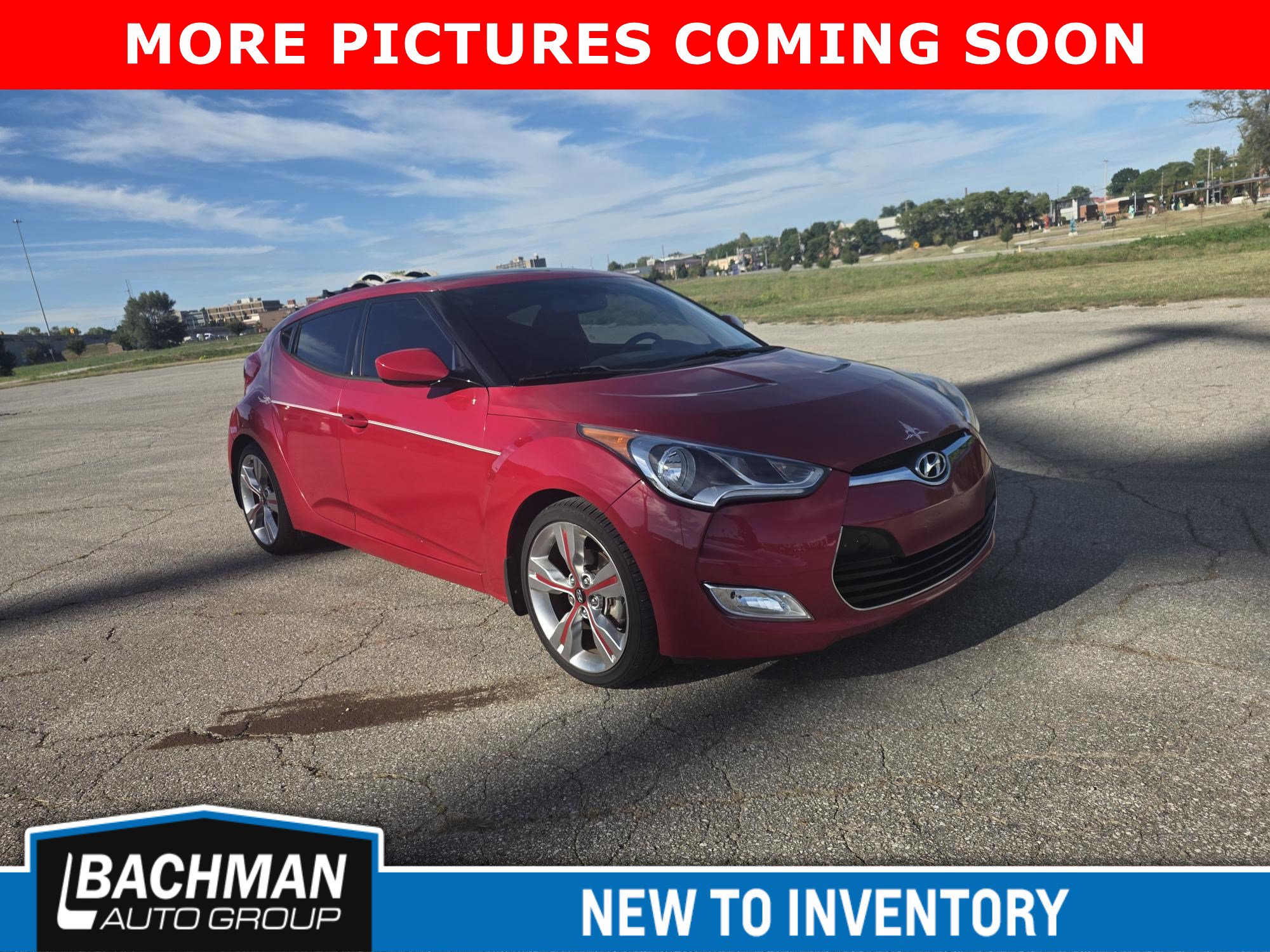 Used 2015 Hyundai Veloster w/ Option Group 03 FWD image 2
