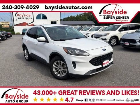 Used 2021 Ford Escape SE AWD/4WD image 1