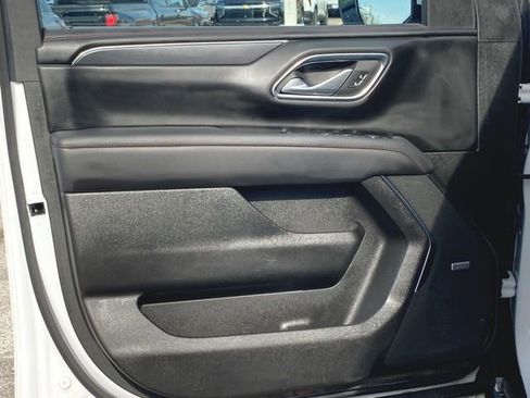 Used 2023 Chevrolet Suburban RST w/ Sport Performance Package AWD/4WD image 22