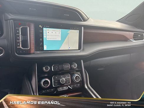 Used 2023 GMC Yukon Denali Ultimate image 13