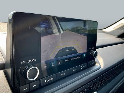 Used 2024 Honda Accord EX image 27