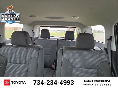 Used 2023 GMC Acadia SLE w/ Driver Convenience Package image 13