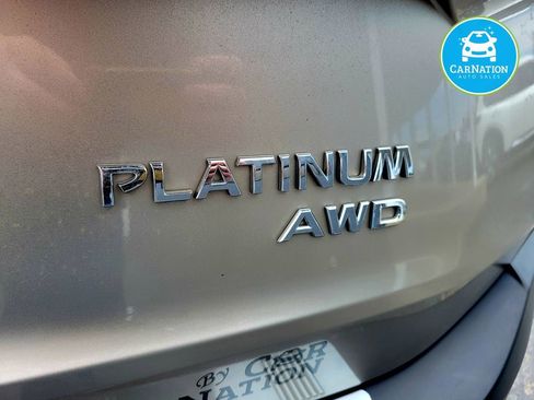 Used 2021 Nissan Rogue Platinum AWD/4WD image 36