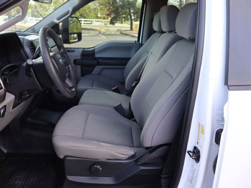 Used 2020 Ford F350 XL w/ Power Equipment Group image 19