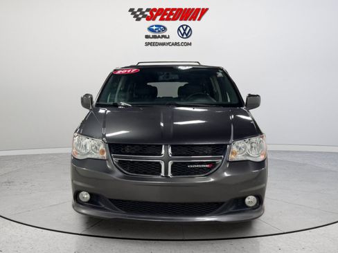 Used 2017 Dodge Grand Caravan SXT FWD image 13