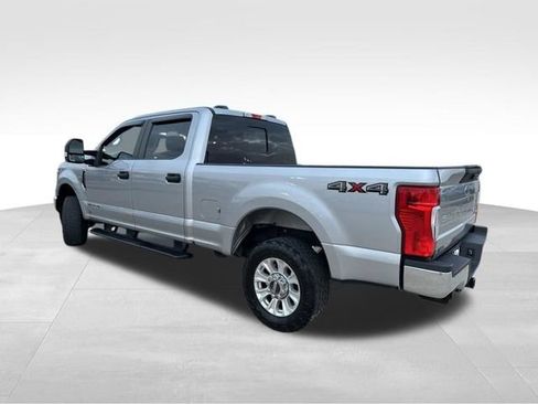 Used 2022 Ford F250 XL w/ STX Appearance Package image 5