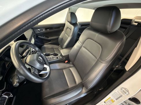 Used 2023 Honda Civic Touring image 13
