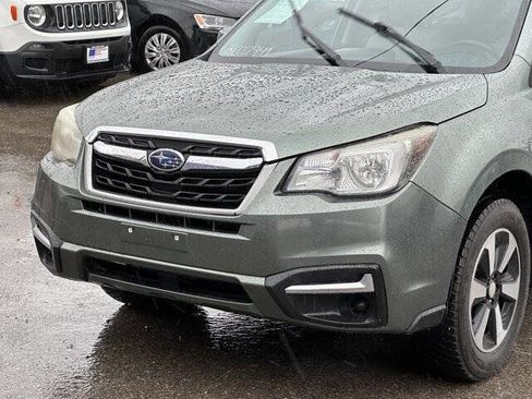 Used 2017 Subaru Forester 2.5i Premium AWD/4WD image 8