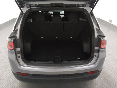 Used 2024 Jeep Compass Sport AWD/4WD image 29