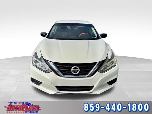 Used 2018 Nissan Altima 2.5 SR w/ SR Midnight Edition FWD image 13