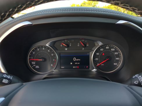 Used 2025 Chevrolet Blazer LT image 32