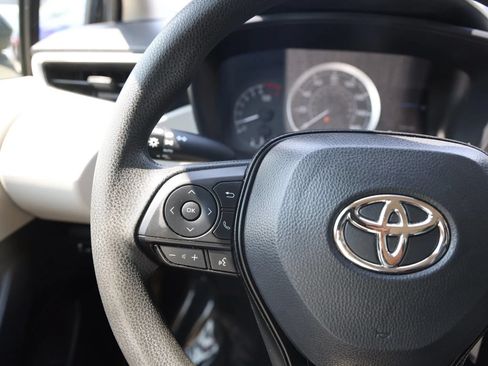Used 2022 Toyota Corolla LE FWD image 20