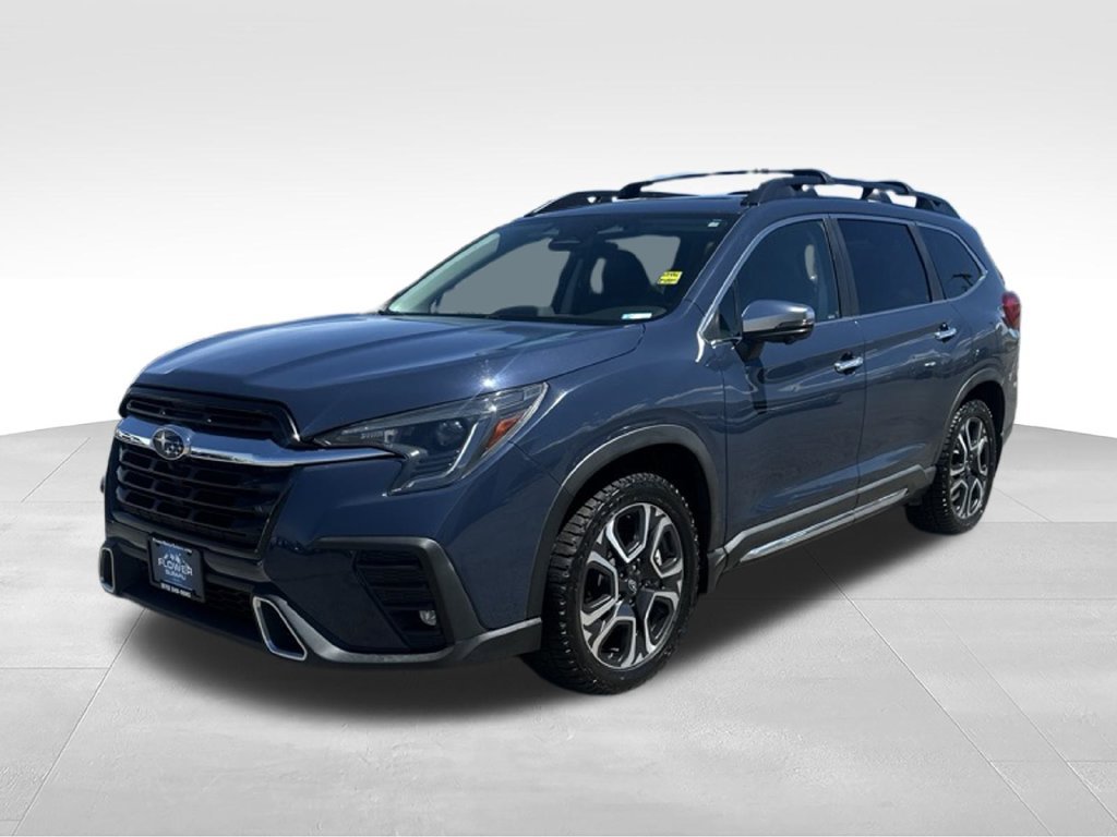 Used 2023 Subaru Ascent Touring AWD/4WD image 3