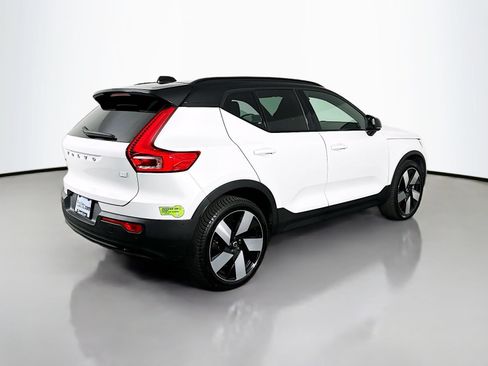 Used 2023 Volvo XC40 Recharge Ultimate w/ Protection Package Premier AWD/4WD image 7