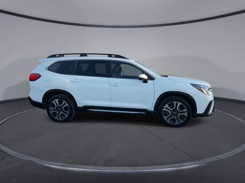 Certified 2023 Subaru Ascent Limited image 9