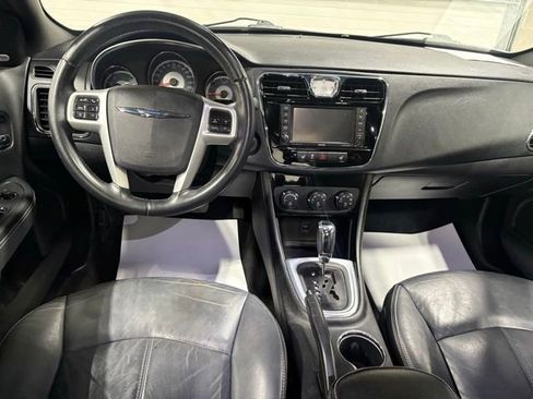 Used 2013 Chrysler 200 Limited w/ Sun/Sound Group image 16