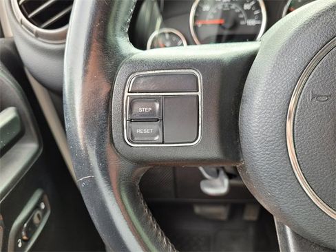 Certified 2018 Jeep Wrangler Sport image 27