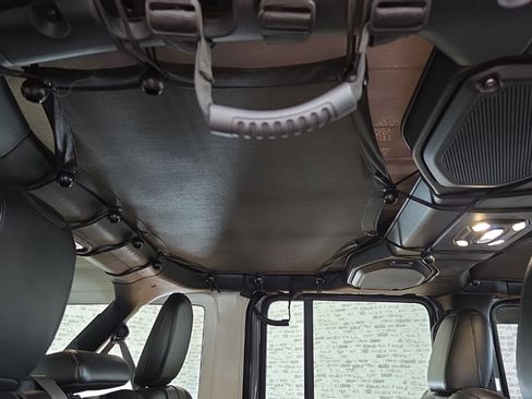 Used 2022 Jeep Wrangler Unlimited Sahara w/ Cold Weather Group image 20