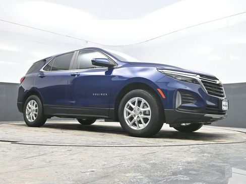 Used 2022 Chevrolet Equinox LT image 23