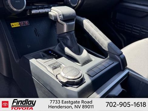Certified 2025 Toyota Tacoma SR5 AWD/4WD image 9