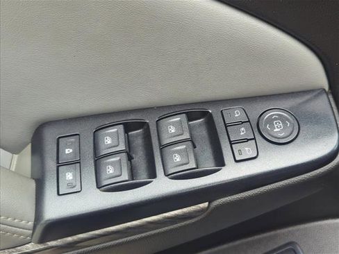 Used 2016 Chevrolet Tahoe LT RWD image 11