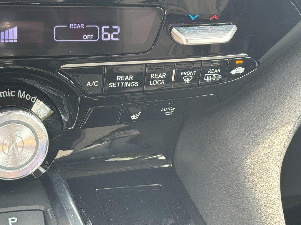 Certified 2024 Acura MDX w/ Technology Package AWD/4WD image 29