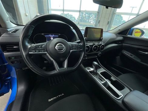 Used 2022 Nissan Sentra SV w/ Trunk Package FWD image 12