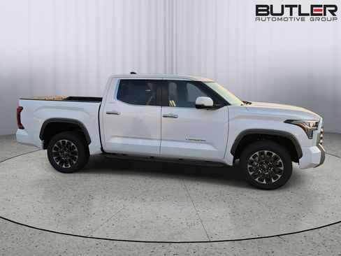 New 2026 Toyota Tundra Limited AWD/4WD image 7