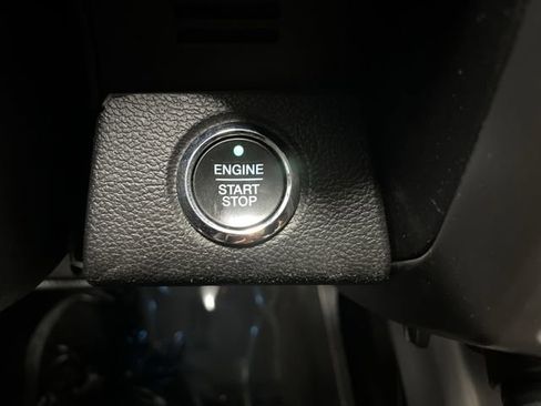 Used 2018 Ford F150 Platinum w/ Equipment Group 701A Luxury image 25