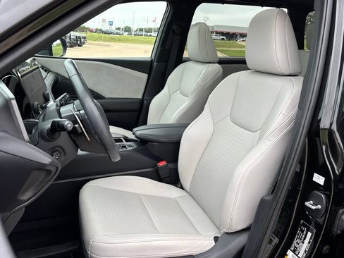 Used 2025 Lexus TX 350 AWD w/ Technology Package image 13