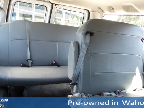 Used 2011 Ford E-350 and Econoline 350 XL image 14