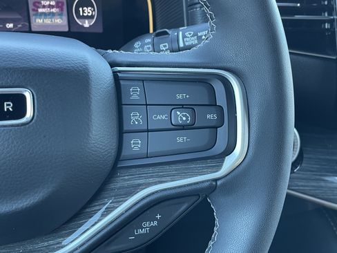 Used 2022 Jeep Wagoneer Series II image 26