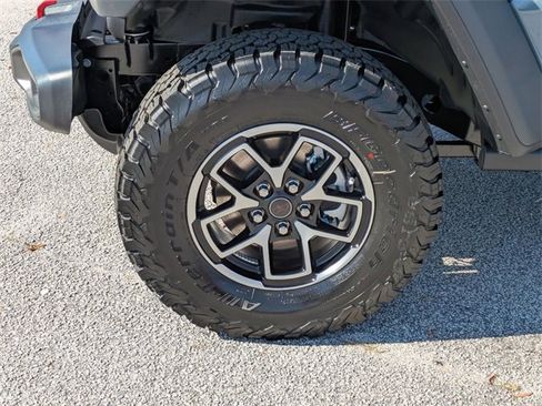 New 2026 Jeep Wrangler Unlimited Rubicon image 10