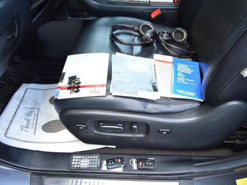 Used 2012 Toyota Highlander Limited w/ Tow Pkg AWD/4WD image 35