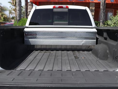 Used 2015 GMC Sierra 2500 Denali w/ Duramax Plus Package AWD/4WD image 8