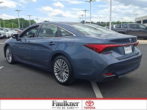 Certified 2021 Toyota Avalon Limited w/ Advanced Safety Package FWD image 4