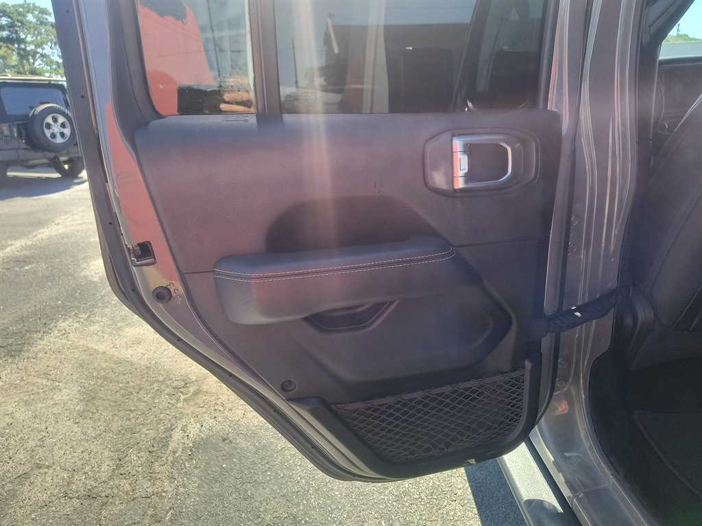 Used 2019 Jeep Wrangler Unlimited Sahara w/ Quick Order Package 24M Moab AWD/4WD image 33