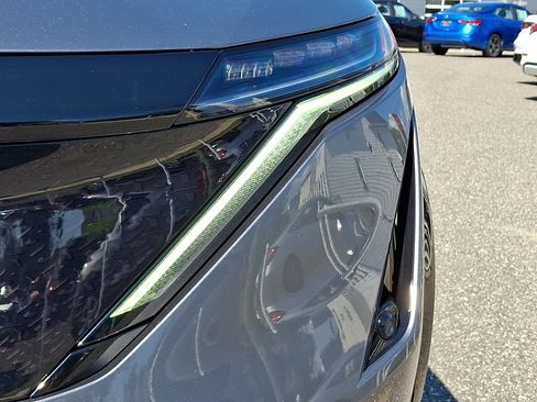 Certified 2023 Nissan Ariya FWD image 7