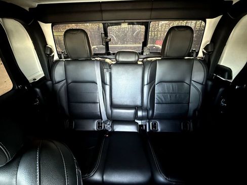 Used 2022 Jeep Gladiator Overland w/ Popular Equipment Package image 26