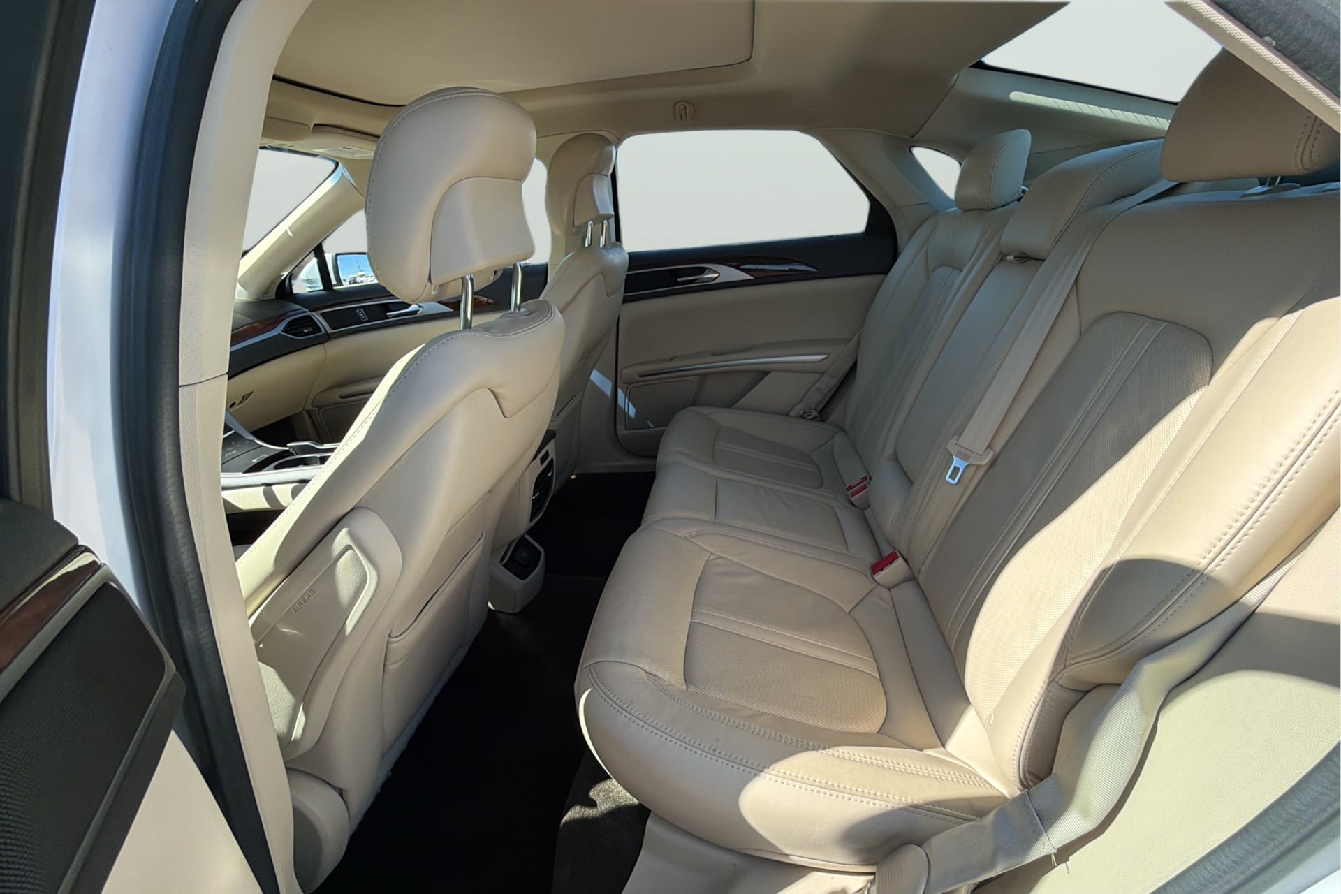 Used 2015 Lincoln MKZ Hybrid w/ Equipment Group 202A Reserve FWD image 33