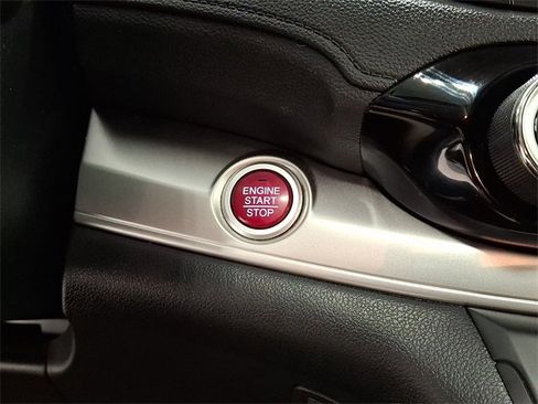 Used 2016 Honda CR-V EX image 25