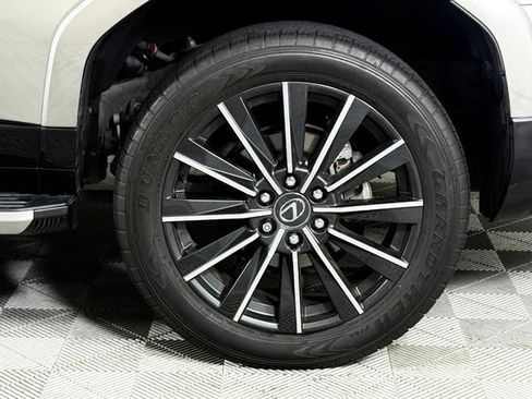 Used 2024 Lexus GX 550 w/ Accessory Package (Z1) AWD/4WD image 13