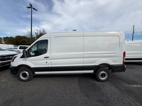 New 2026 Ford Transit 250 148 Medium Roof w/ Load Area Protection Package image 18