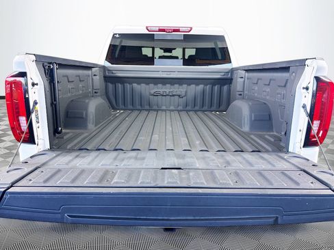 Used 2023 GMC Sierra 1500 AT4 w/ AT4 Premium Package AWD/4WD image 28