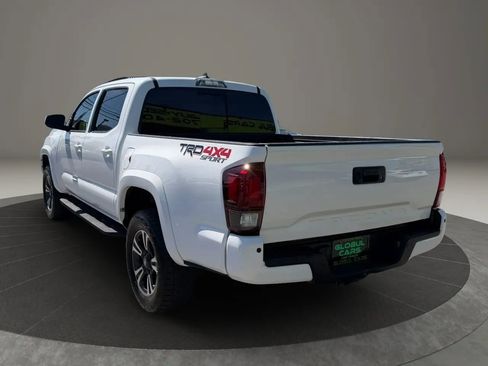 Used 2019 Toyota Tacoma TRD Sport w/ Technology Package AWD/4WD image 6