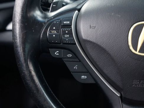 Used 2013 Acura ILX w/ Premium Package FWD image 25