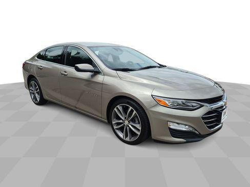 Used 2024 Chevrolet Malibu LT FWD image 2