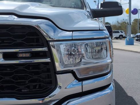 Used 2022 RAM 2500 Tradesman w/ Chrome Appearance Group image 12