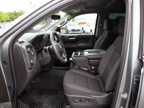 Used 2024 Chevrolet Silverado 1500 Custom AWD/4WD image 19