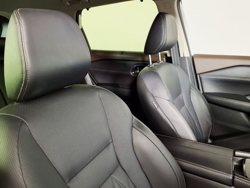 Used 2023 Nissan Rogue Platinum FWD image 10